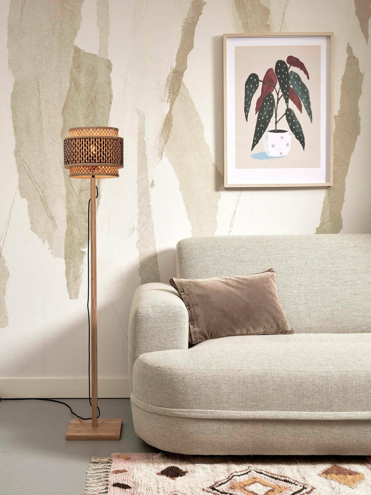 Lampadaire en bambou naturel avec abat-jour en bois noir et naturel 130x25 cm Bhutan - Good & Mojo - The Cool Republic