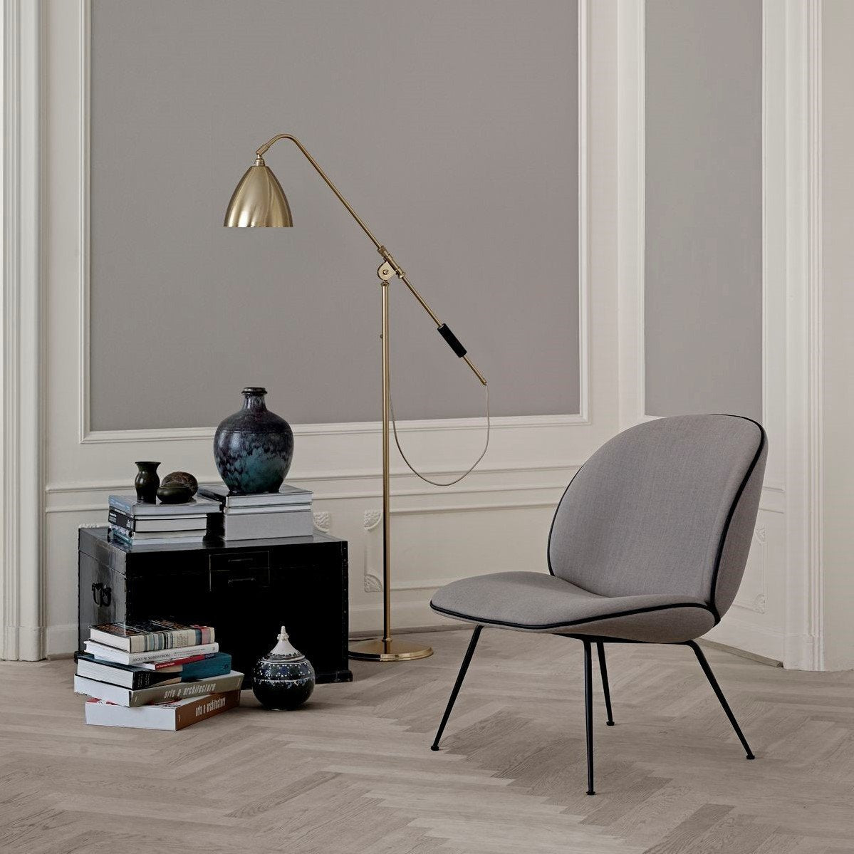 Lampadaire en laiton Bestlite BL4 - Gubi - The Cool Republic
