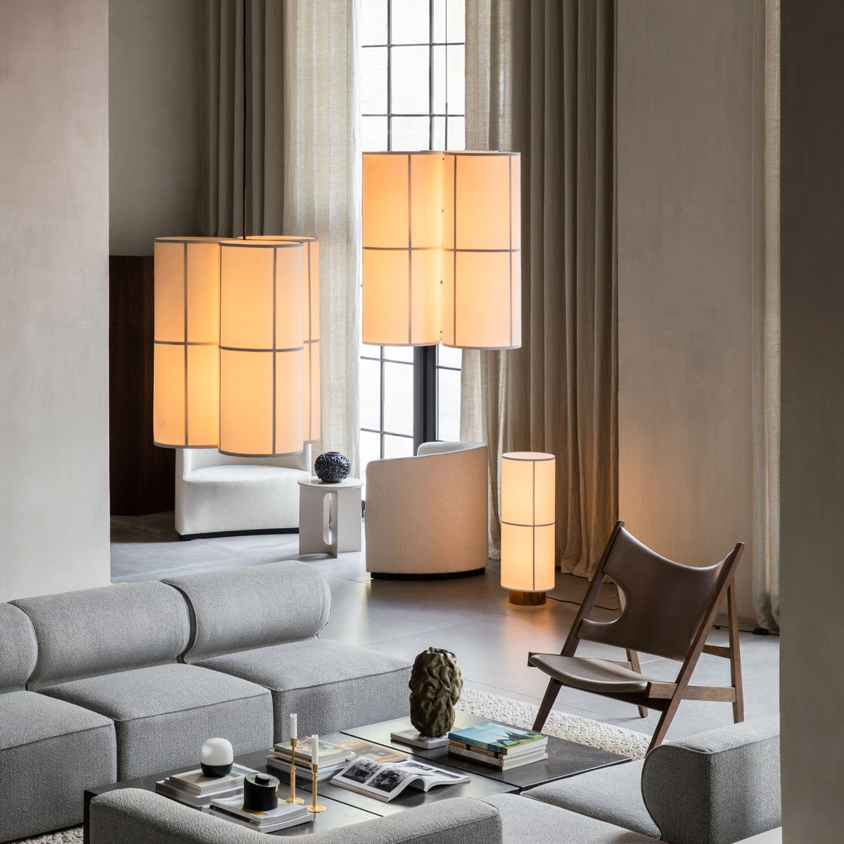 Lampadaire en lin blanc 83cm Hashira - Audo - The Cool Republic