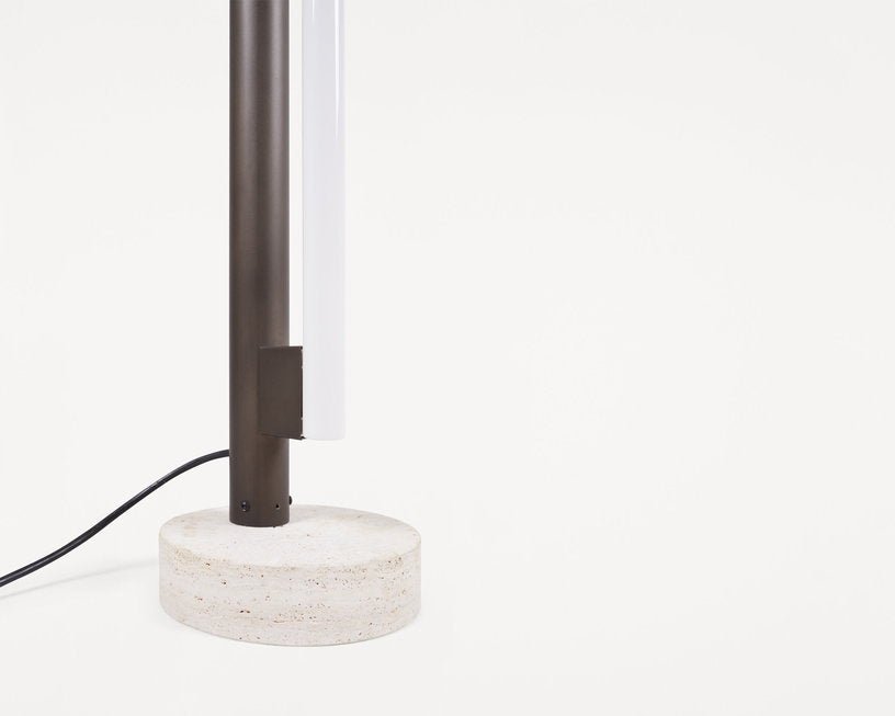 Lampadaire en marbre et acier noir 113 cm Eiffel - Frama - The Cool Republic