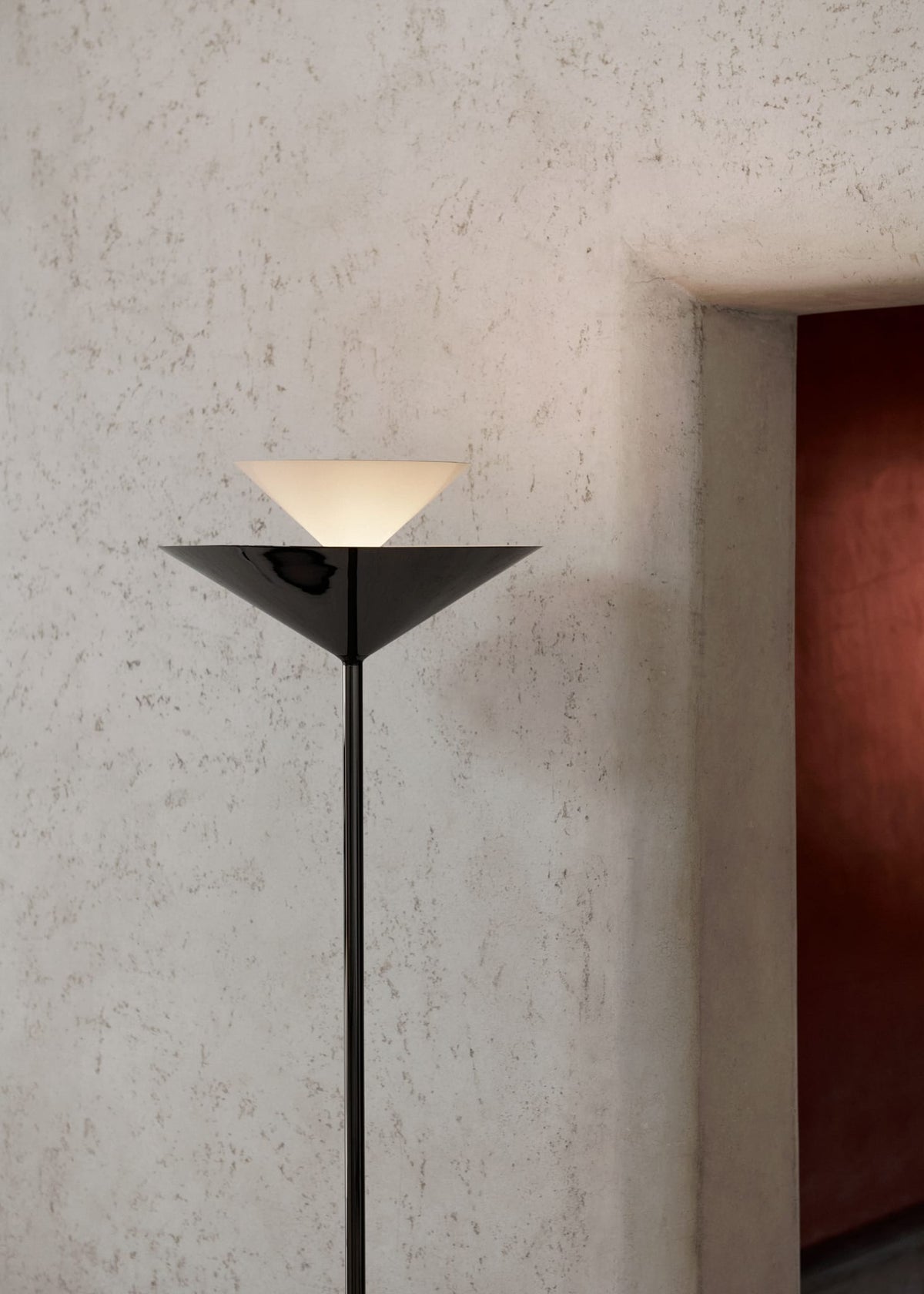 Lampadaire en marbre et chrome foncé gris 150cm Gio LN28 - &tradition — vue 3