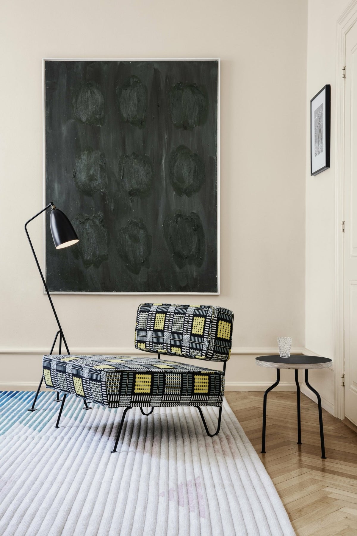 Black brass floor lamp - Gubi - The Cool Republic