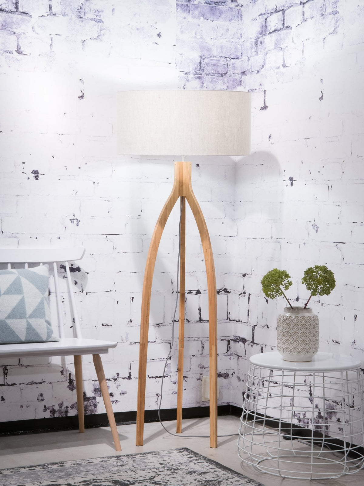 Lampadaire gris clair Annapurna - Good & Mojo - The Cool Republic