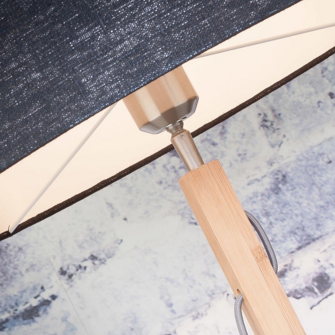 Lampadaire gris foncé Fuji - Good & Mojo - The Cool Republic