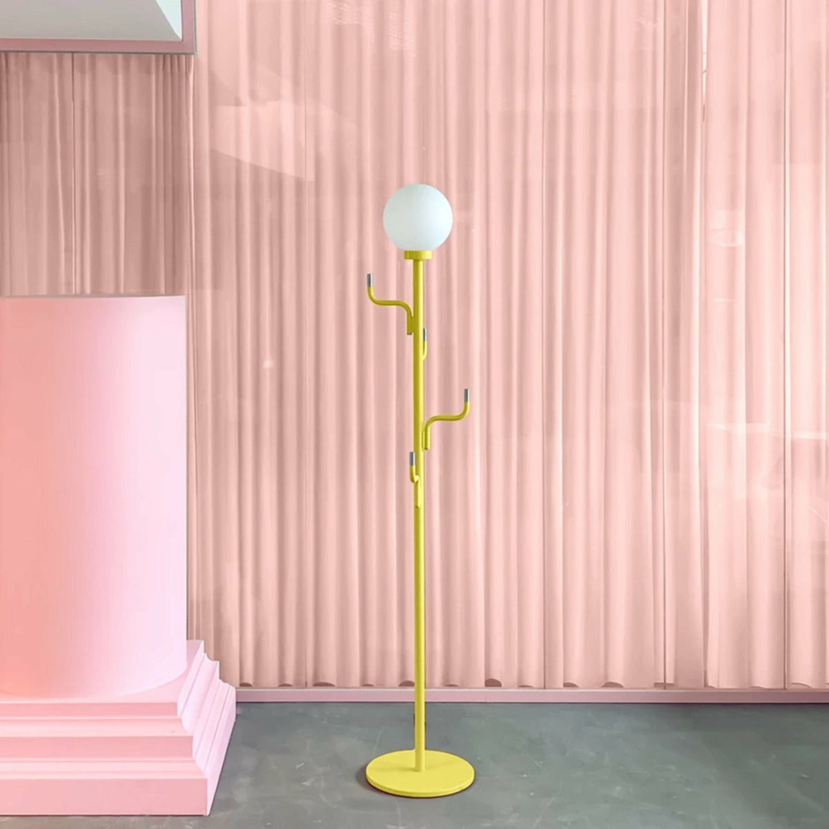 Lampadaire jaune Big Darling - Swedish Ninja - The Cool Republic