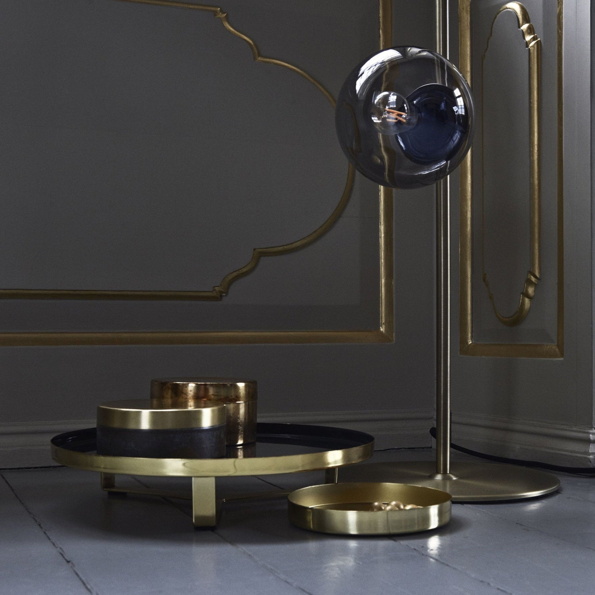 Lampadaire laiton Orb - Bolia - The Cool Republic