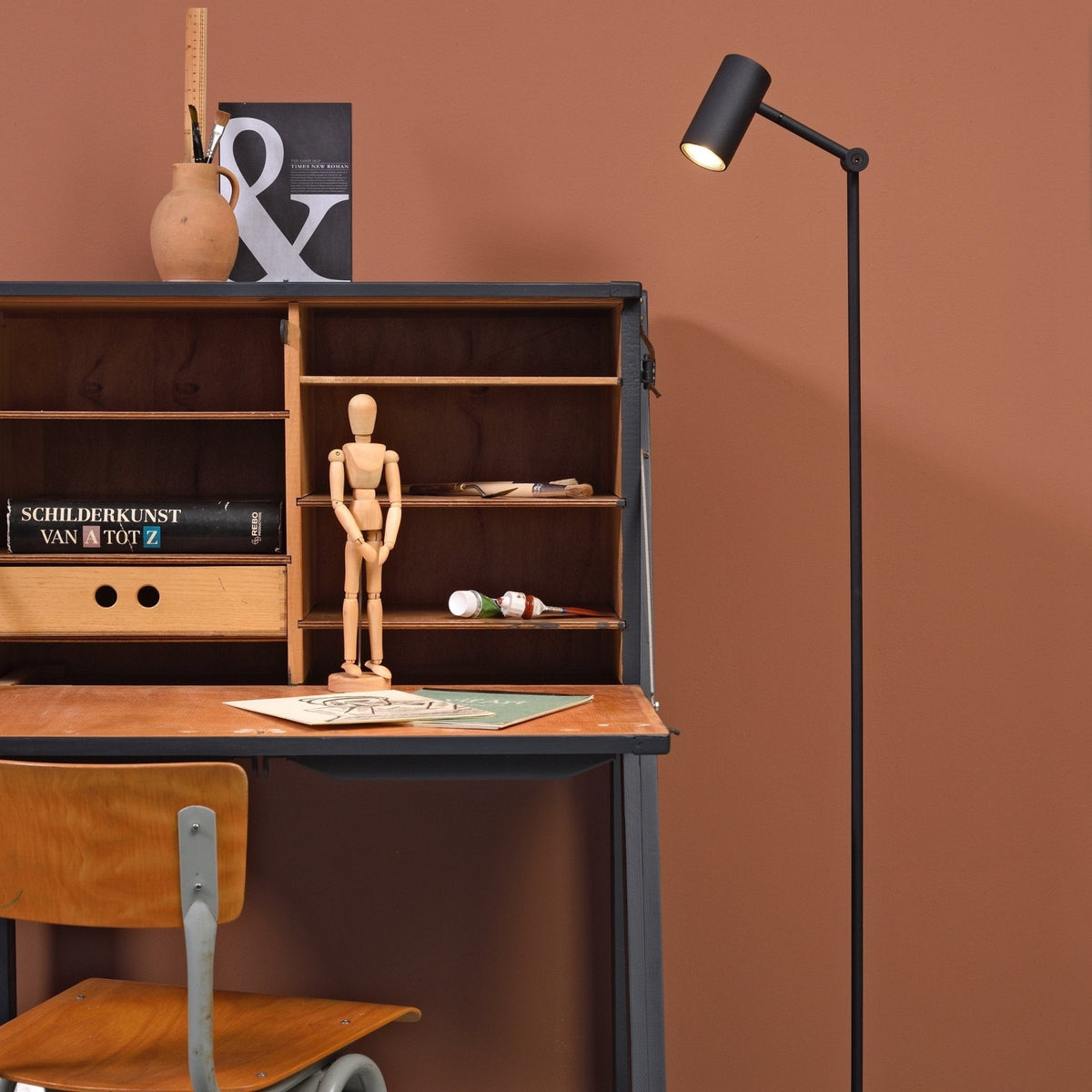 Lampadaire led en fer noir 133cm Montreux - It's about Romi - The Cool Republic