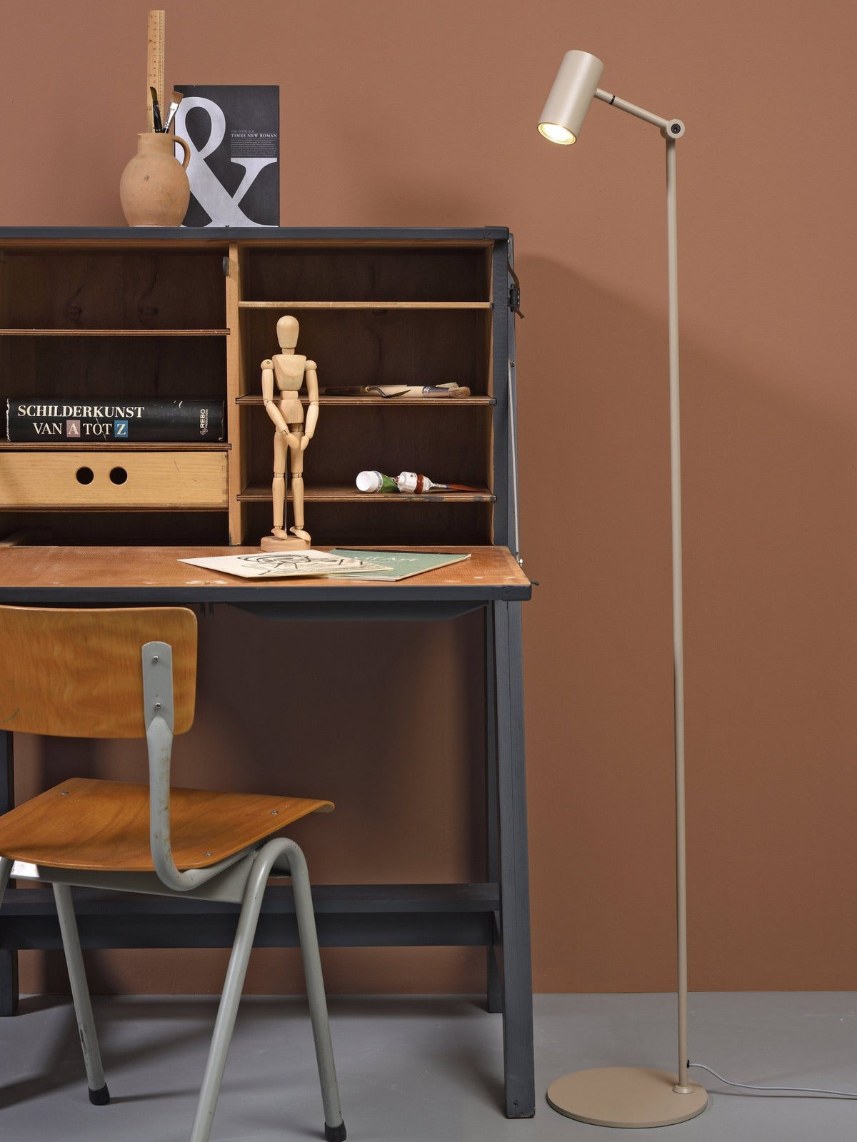 Lampadaire led en fer sable 133cm Montreux - It's about Romi - The Cool Republic
