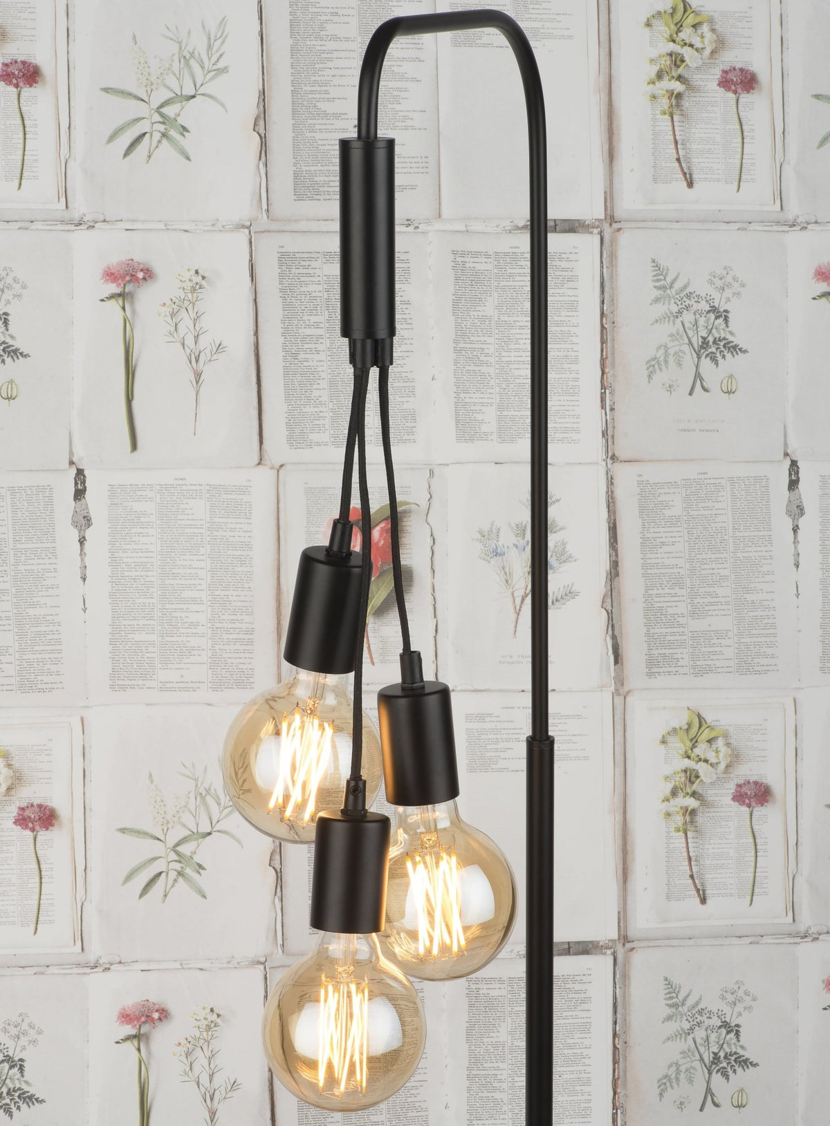 Lampadaire noir 3 ampoules Oslo - It's about Romi - The Cool Republic