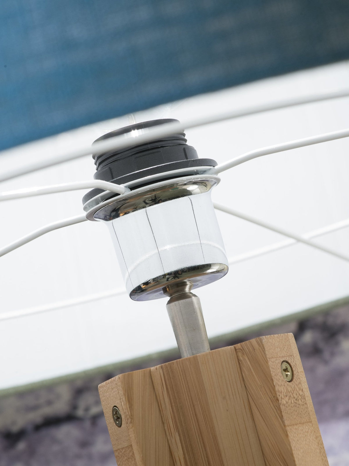 Lampadaire noir Annapurna - Good & Mojo - The Cool Republic