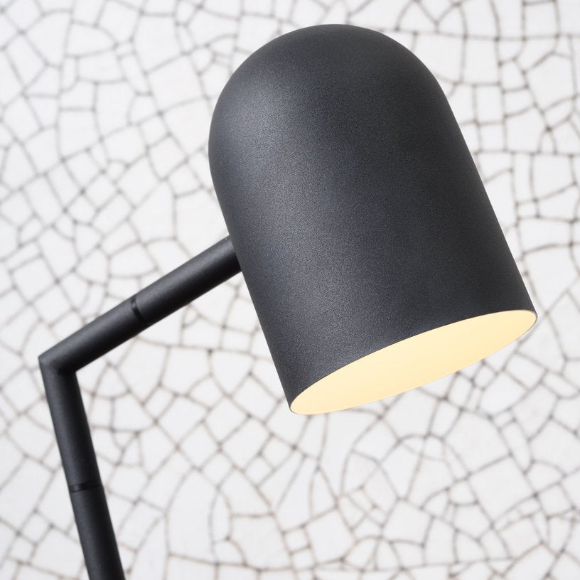Lampadaire noir Marseille - It's about Romi - The Cool Republic