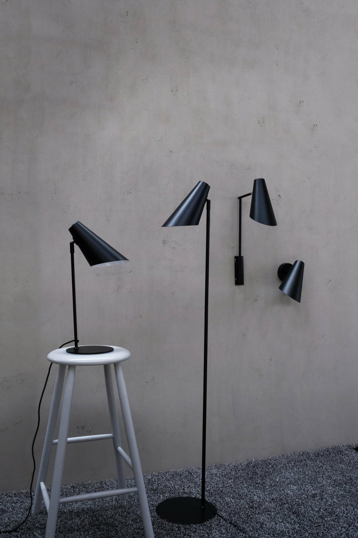 Lampadaire noir mat Cale - Dyberg Larsen - The Cool Republic