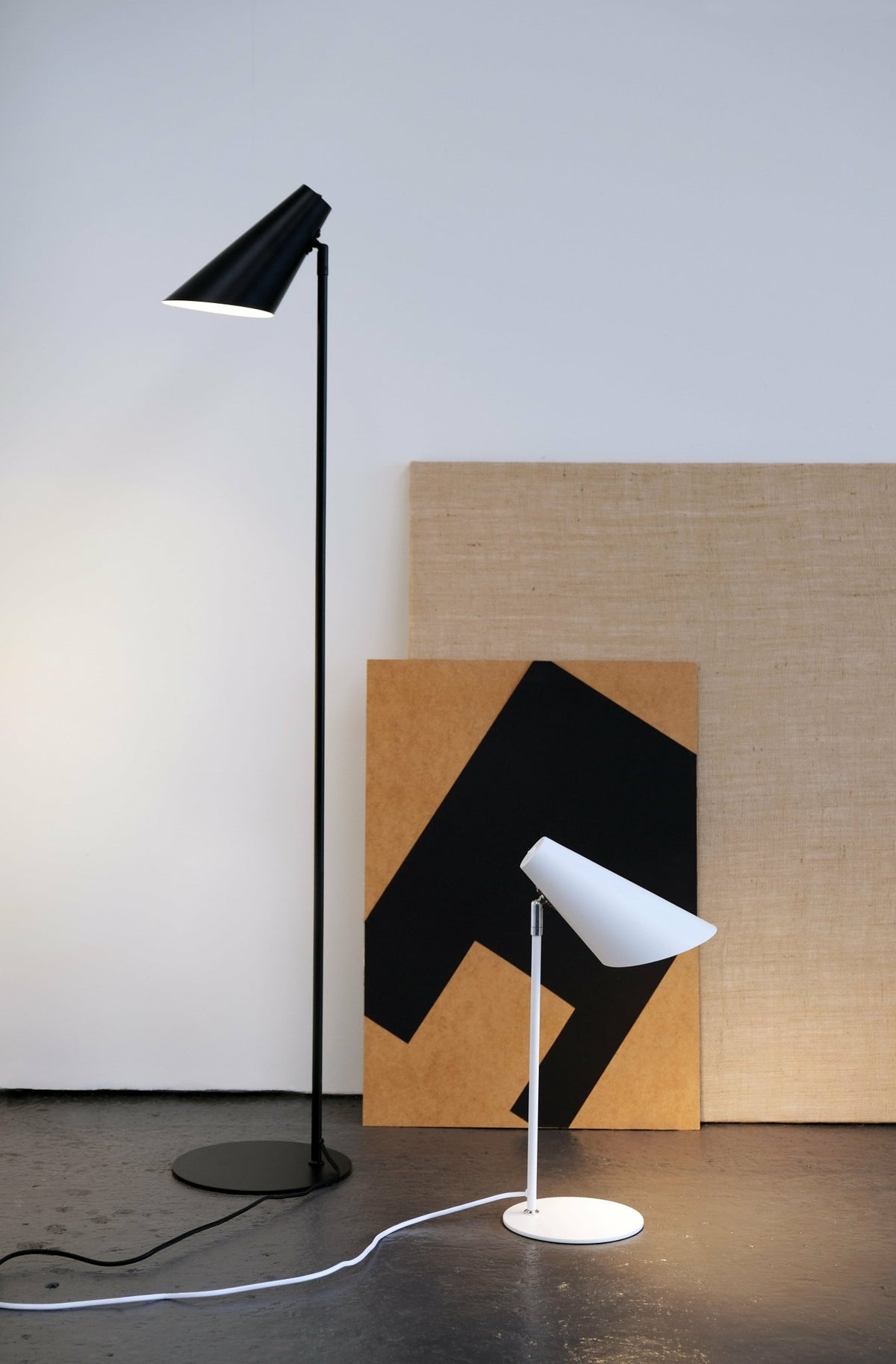 Lampadaire noir mat Cale - Dyberg Larsen - The Cool Republic