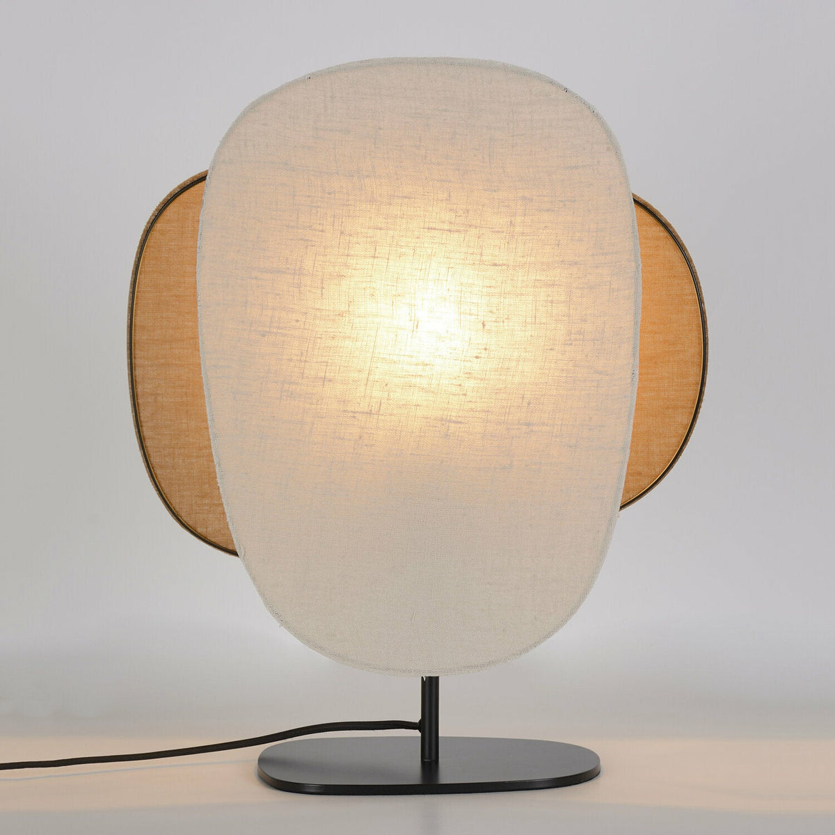 Lampe à poser 2 écrans en lin bouleau et curry 47,5 cm Screen 70's - Market set - The Cool Republic