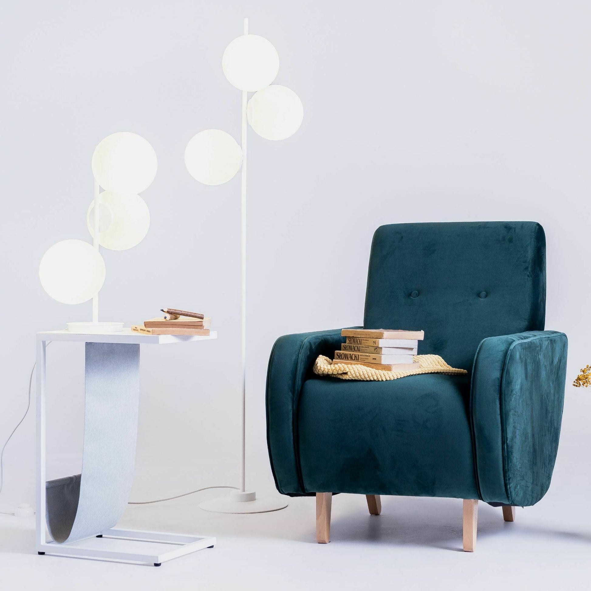 Lampe à poser blanche Bobler - Custom Form - The Cool Republic