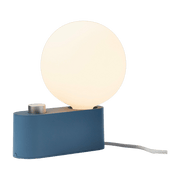 Lampe à poser en aluminium bleu saphire 22 x 15 cm Alumina - Tala - The Cool Republic