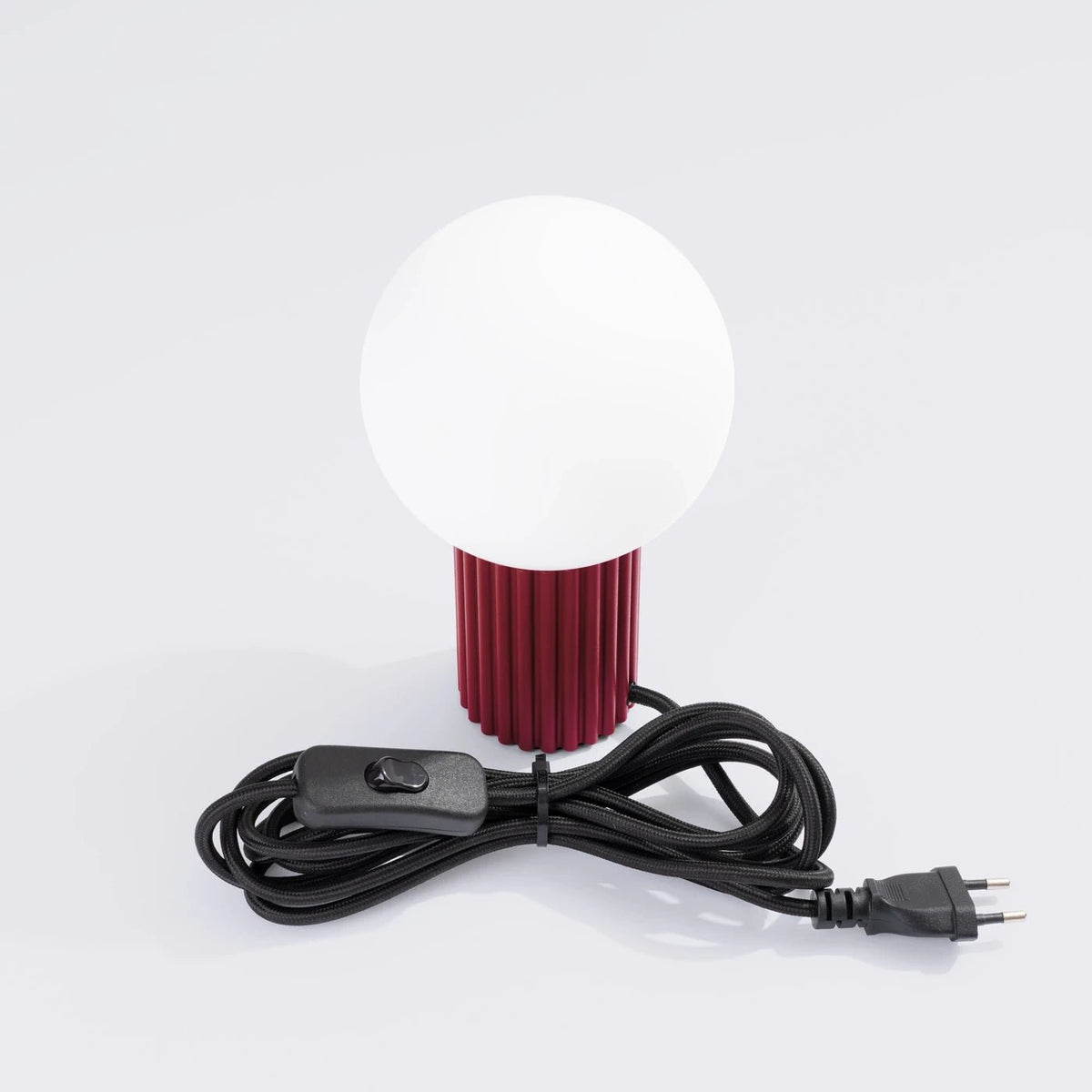 Lampe à poser en aluminium bordeaux 12x19cm Halo - Sollux - The Cool Republic