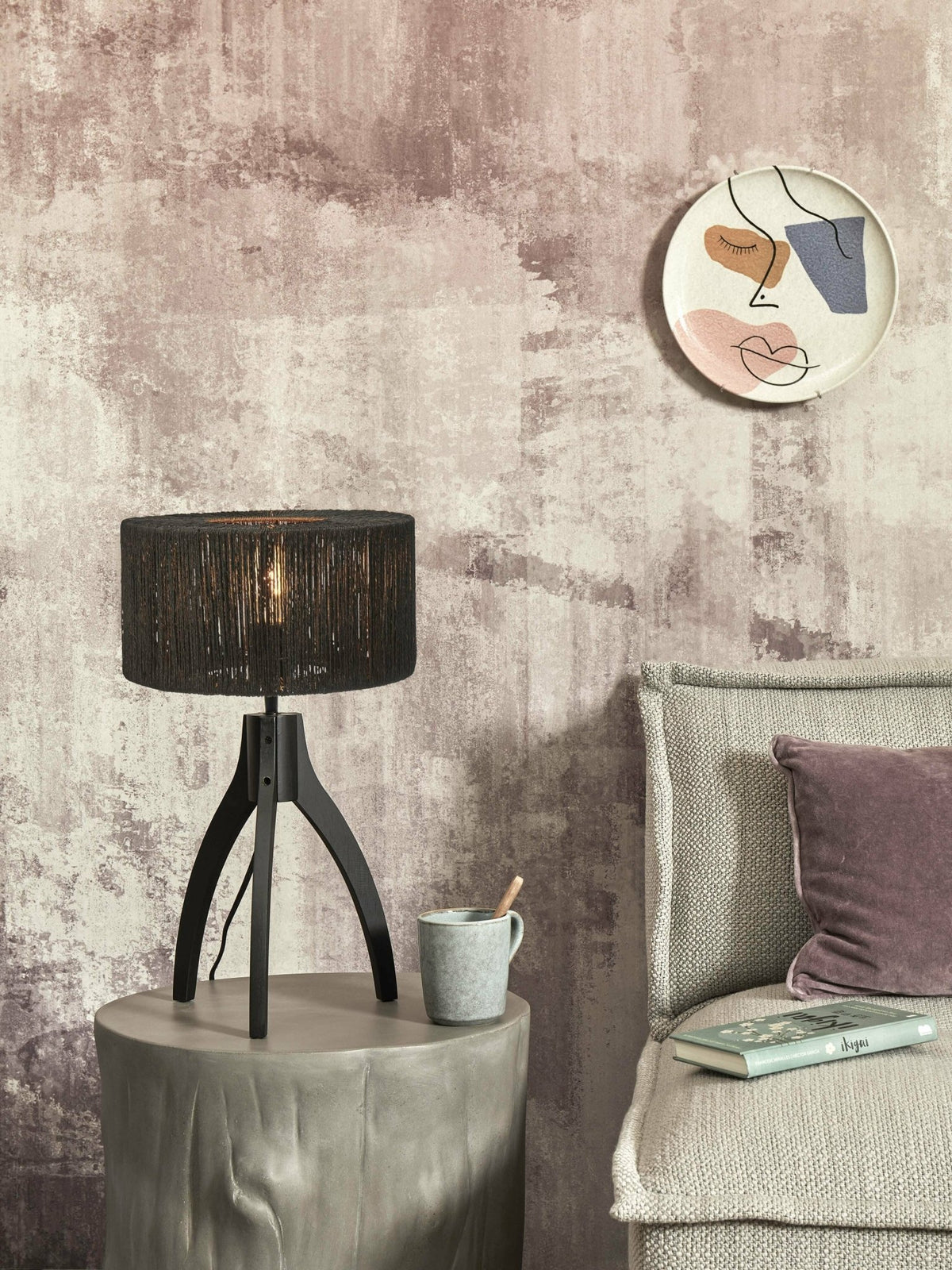 Lampe à poser en bambou noir avec abat-jour noir 30x40 cm Iguazu - Good & Mojo - The Cool Republic