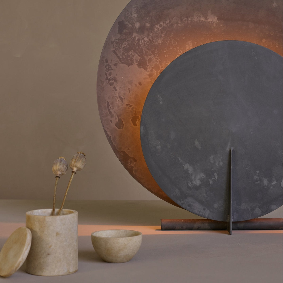 Lampe à poser en fer gris 60 x 62 cm AD - 101 copenhagen - The Cool Republic