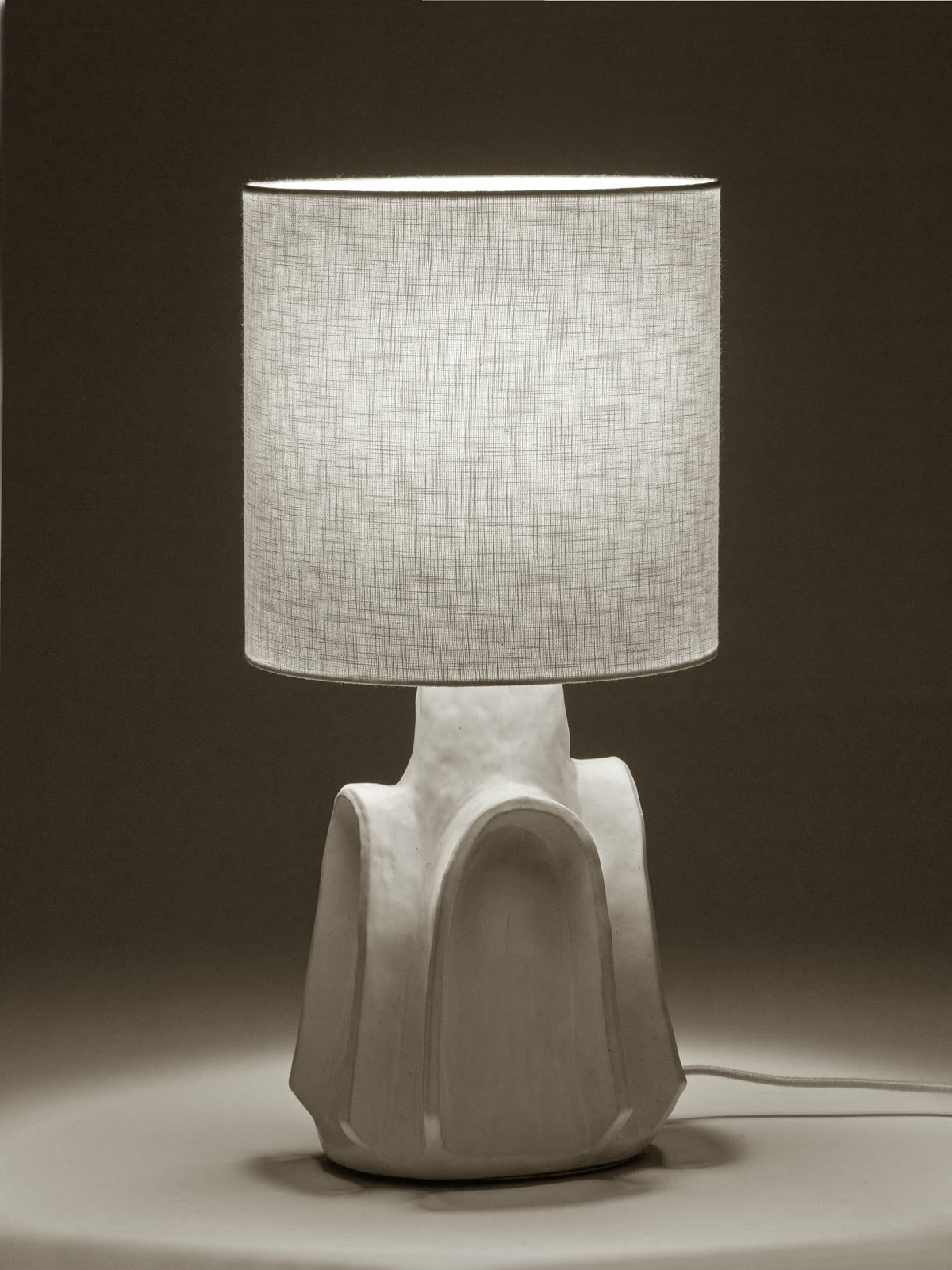 Lampe à poser en grès blanc 25 x 53 cm Billy - Serax - The Cool Republic