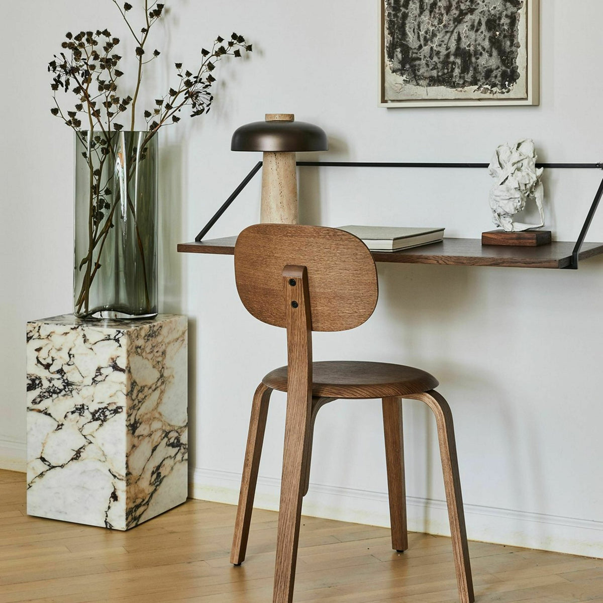 Lampe à poser en pierre travertin et aluminium laiton bronzé 30cm Reverse - Audo - The Cool Republic