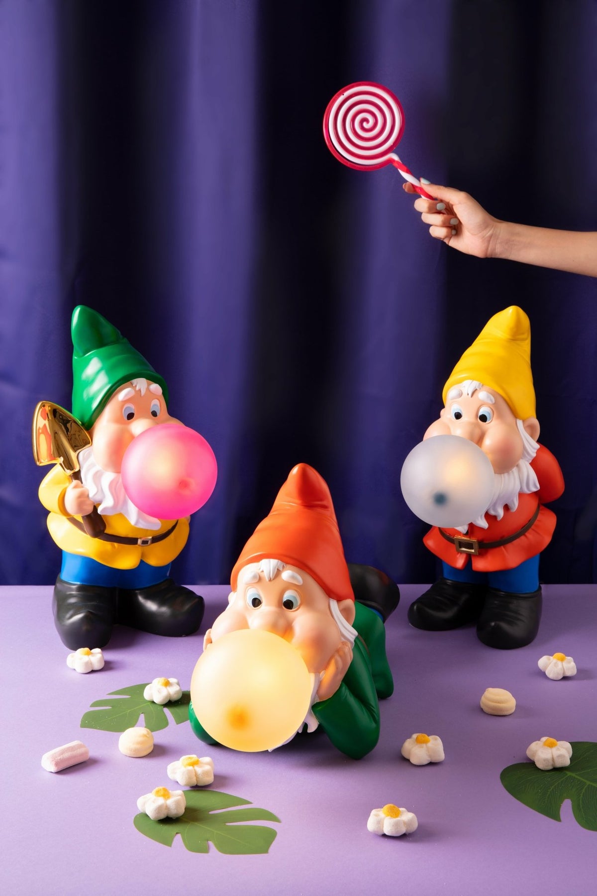 Resin garden gnome lamp 50 cm Dreaming Gummy - Seletti - The Cool Republic