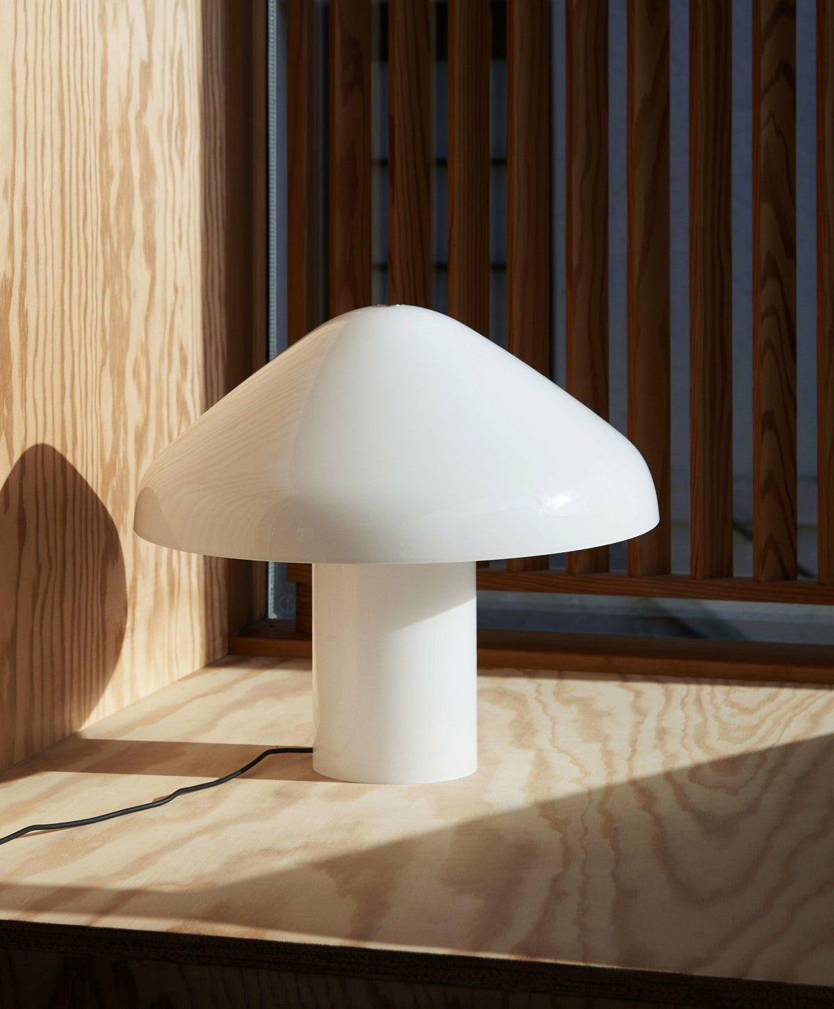 White glass table lamp 30 x 35 cm Pao - Hay - The Cool Republic