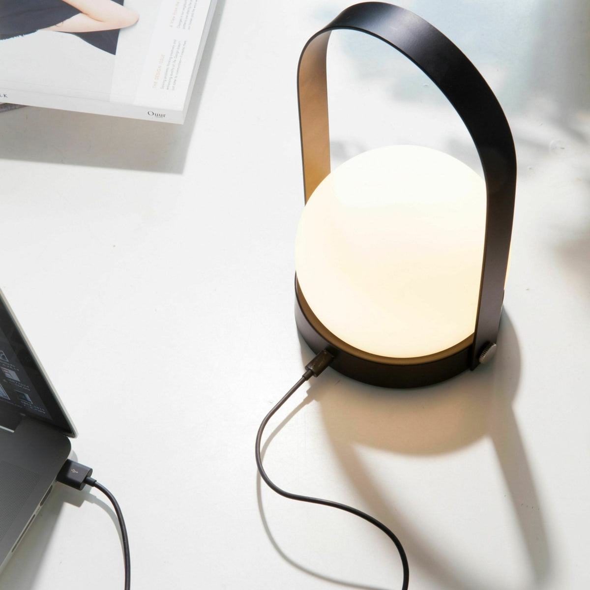 Lampe à poser LED olive Carrie - Audo - The Cool Republic