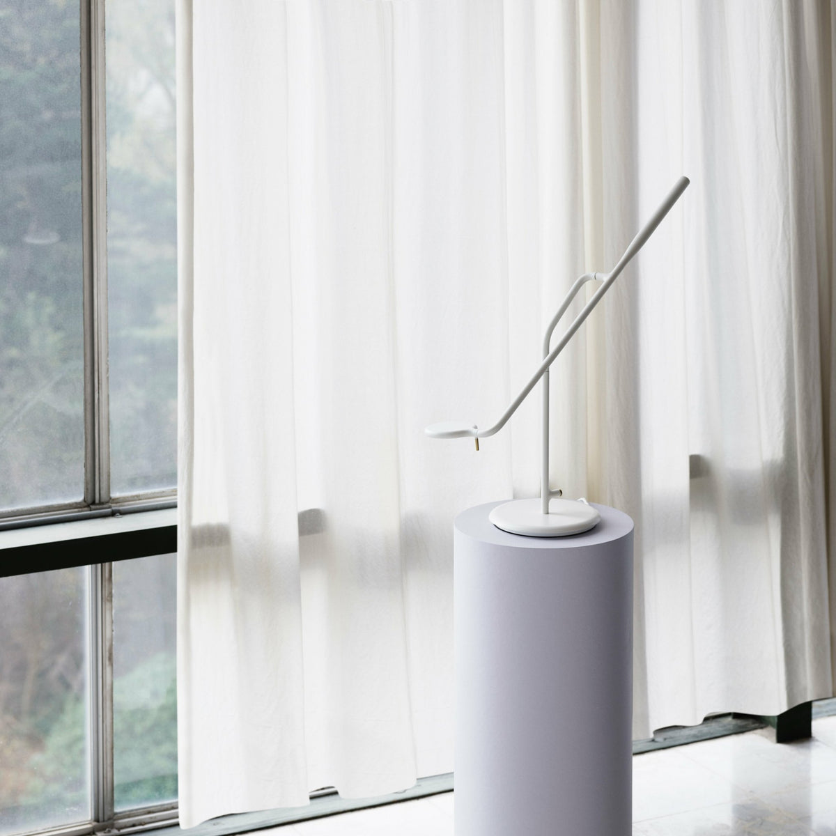 Lampe à poser noire Flow noir - Normann Copenhagen - The Cool Republic