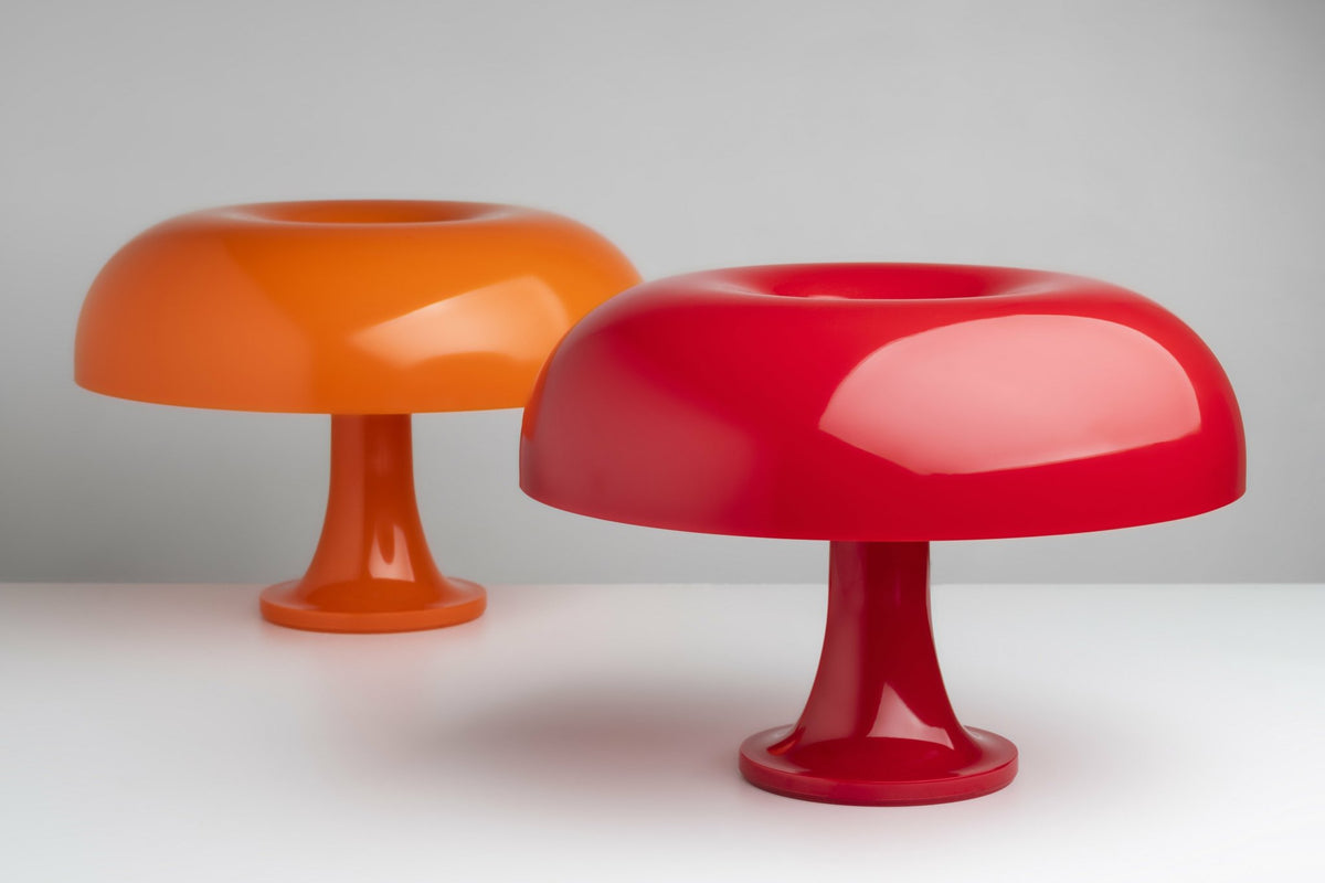 Lampe à poser orange 22,3x32cm Nessino - Artemide - The Cool Republic