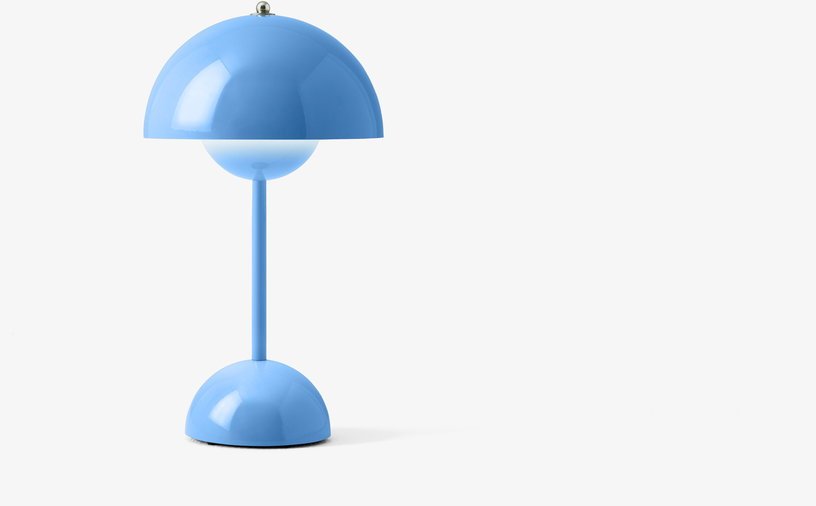 Lampe à poser sans fil swim blue Flowerpot VP9 - &tradition - The Cool Republic