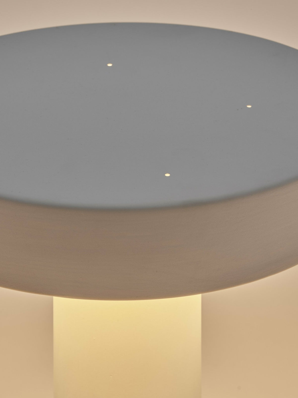 Lampe à table en grès beige 29,8 x 34,5 cm Clara 03 - Serax - The Cool Republic