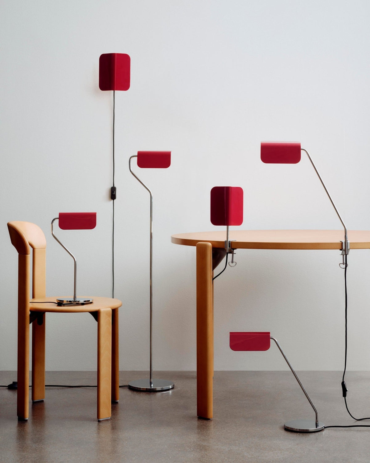 Lampe de bureau en acier bleu clair 38cm Apex - HAY - The Cool Republic
