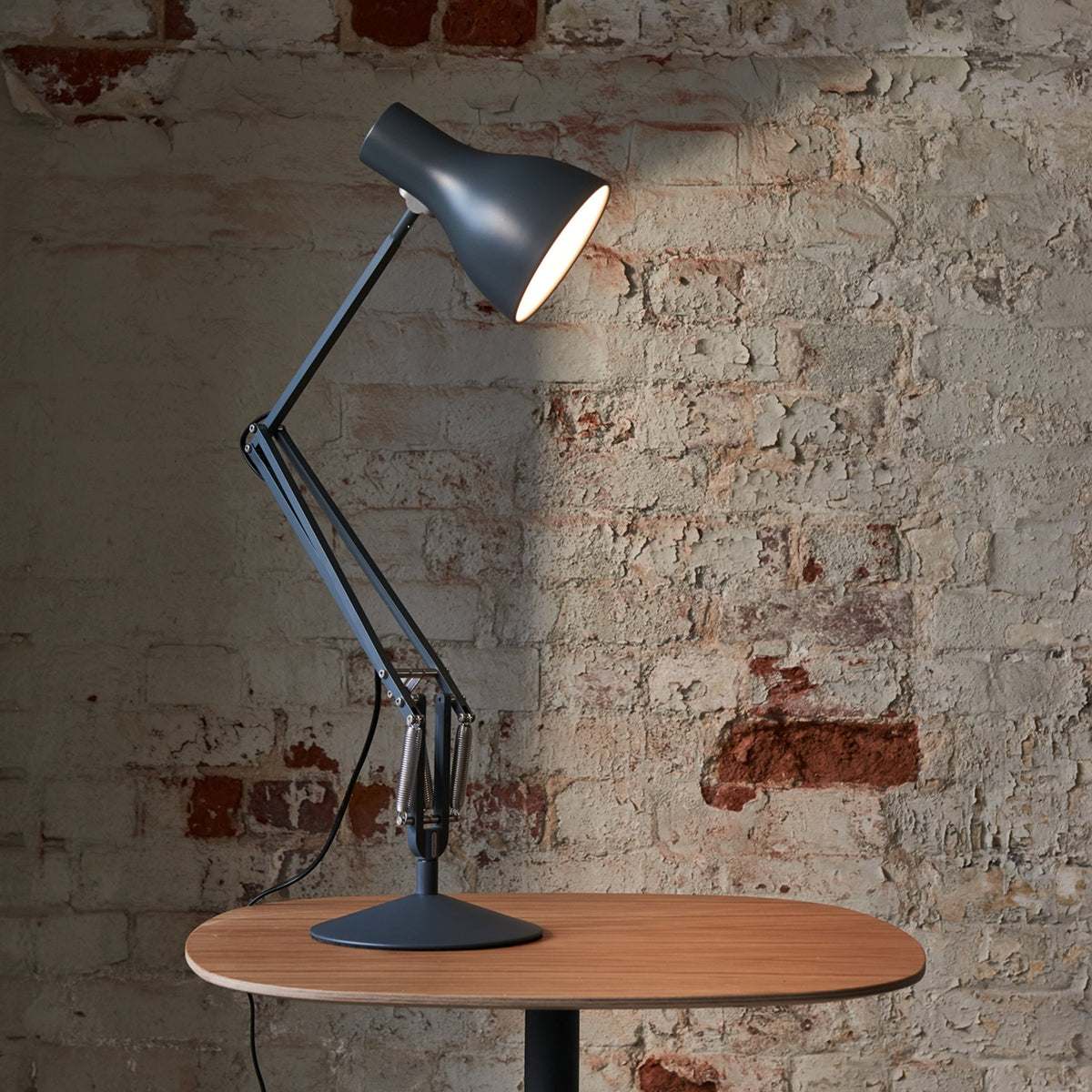 Lampe de bureau en aluminium gris Type 75 - Anglepoise - The Cool Republic