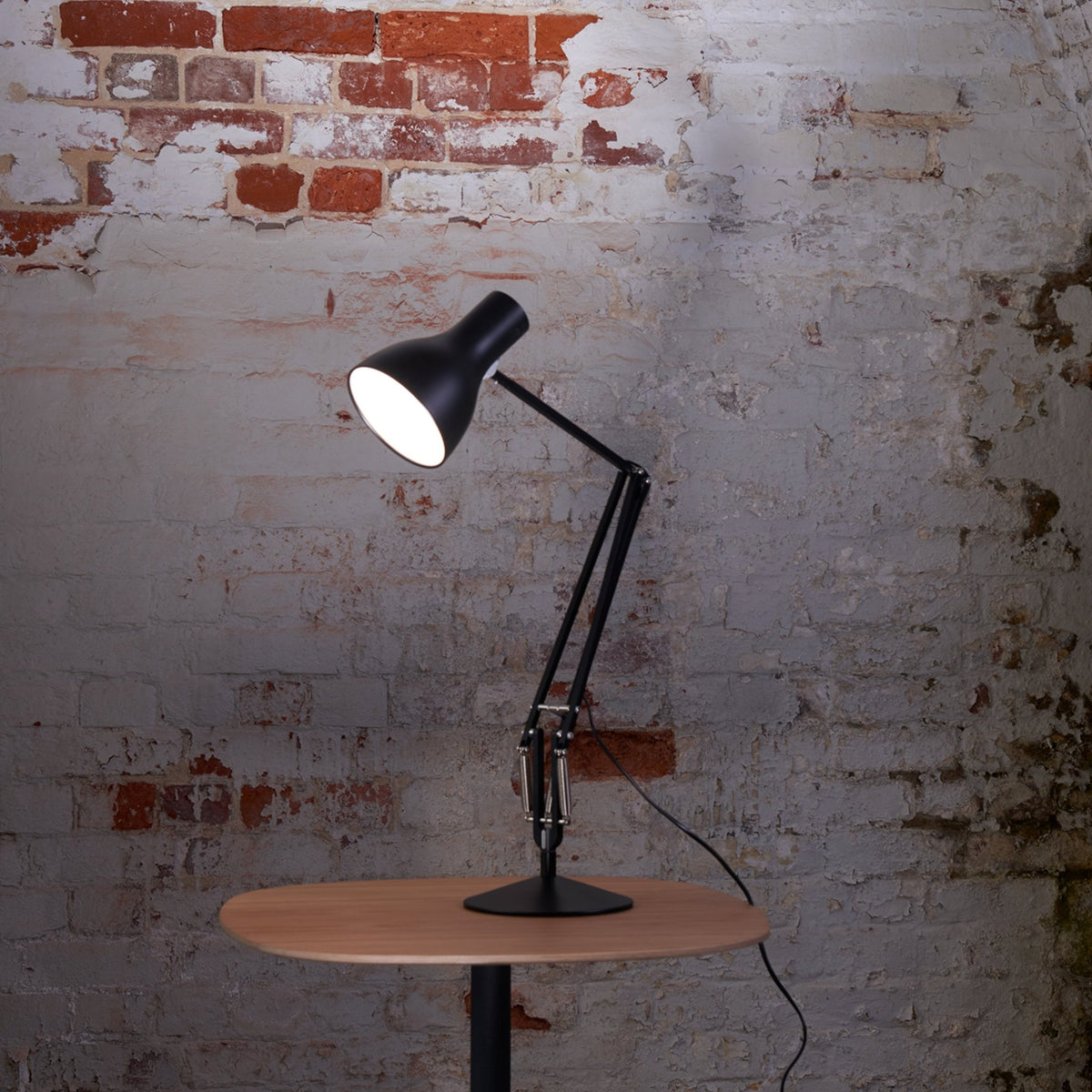 Lampe de bureau en aluminium noir Type 75 - Anglepoise - The Cool Republic