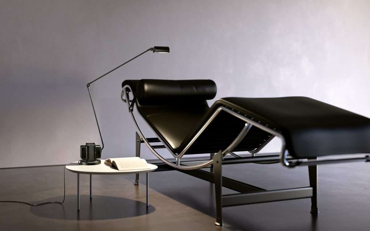 Lampe de bureau en métal noir Daphine Halogène - Lumina - The Cool Republic