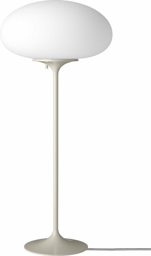 Lampe de table blanche base gris clair 70 cm Stemlite - Gubi - The Cool Republic