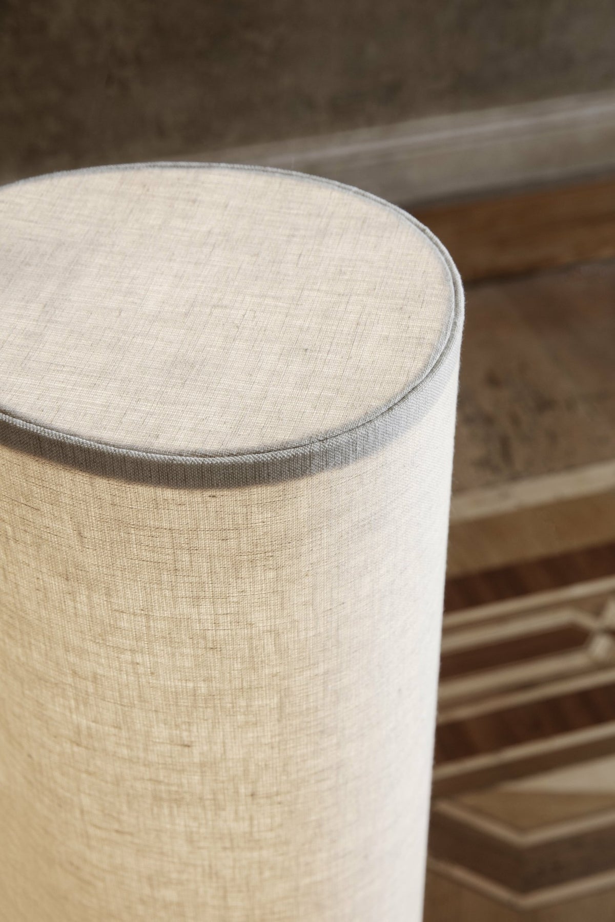 White table lamp base marbre grey Unbound - Gubi - The Cool Republic