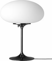 Lampe de table blanche base noir 42 cm Stemlite - Gubi - The Cool Republic