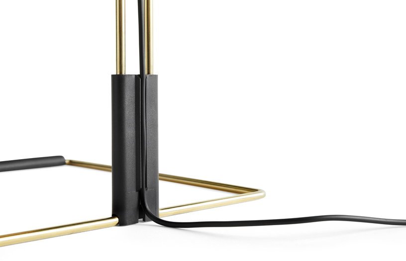 Lampe de table blanche et laiton 38 x 52 cm Matin - HAY - The Cool Republic