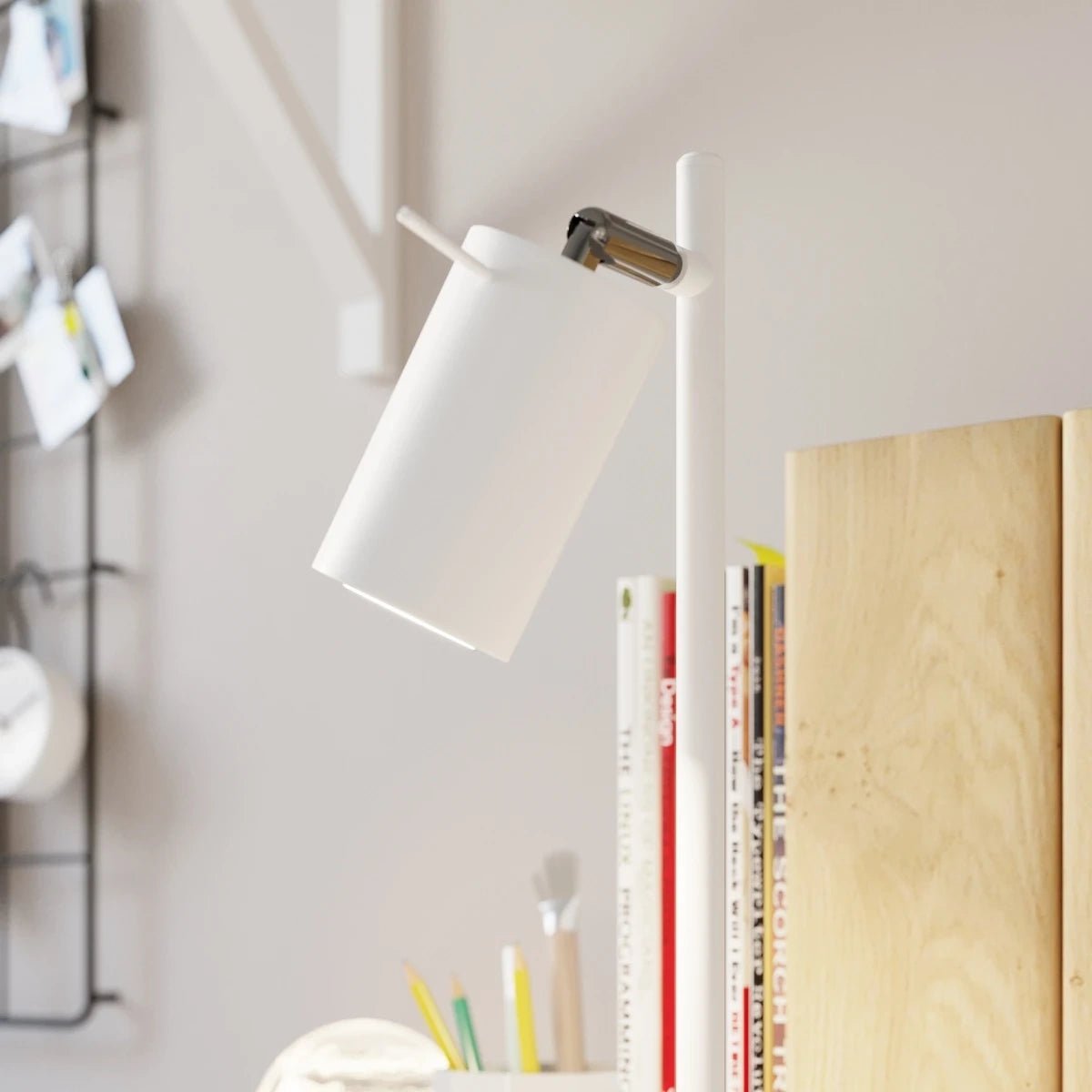 Lampe de table en acier blanche Ring - Sollux - The Cool Republic