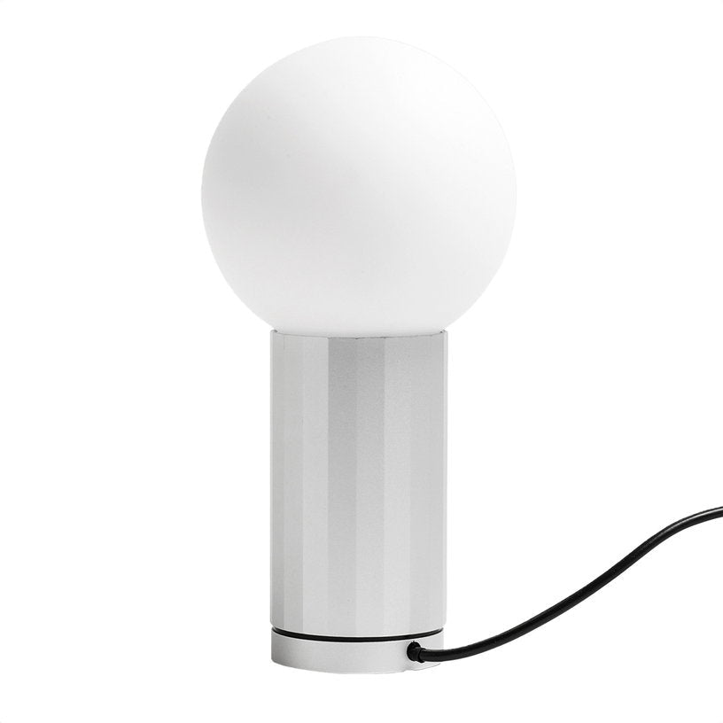 Lampe de table en aluminium 19,5 x 10 cm Turn On - HAY - The Cool Republic