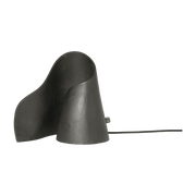 Lampe de table en aluminium noir 25 x 23,6 x 17,3 cm Oyster - Ferm Living - The Cool Republic
