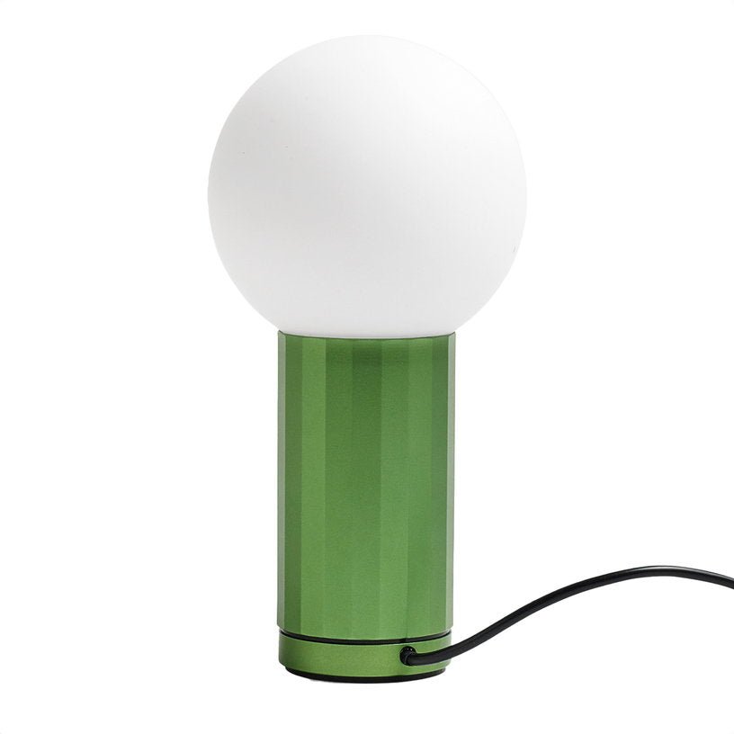 Lampe de table en aluminium vert 19,5 x 10 cm Turn On - HAY - The Cool Republic
