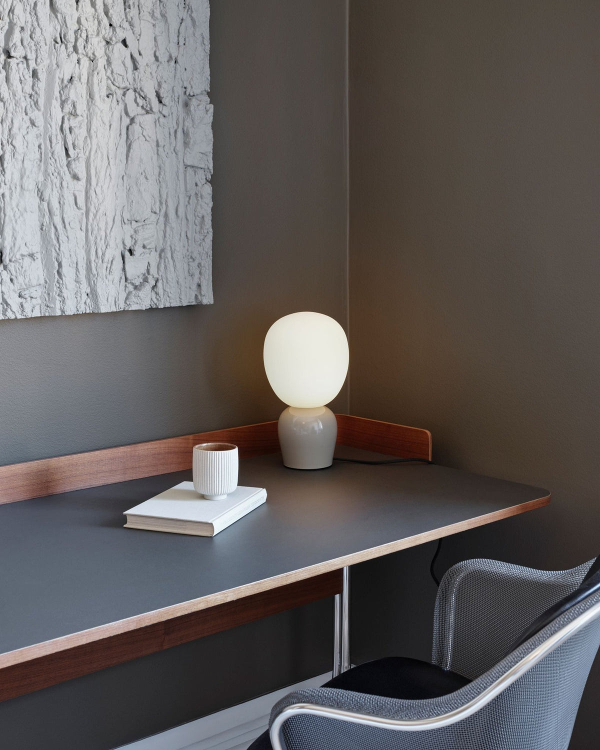 Lampe de table en verre greige 18,4x33,5cm Buddy - Belid - The Cool Republic