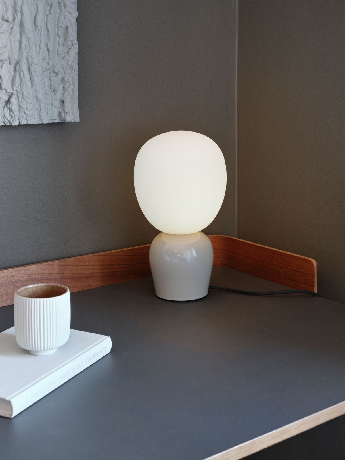 Lampe de table en verre greige 18,4x33,5cm Buddy - Belid - The Cool Republic