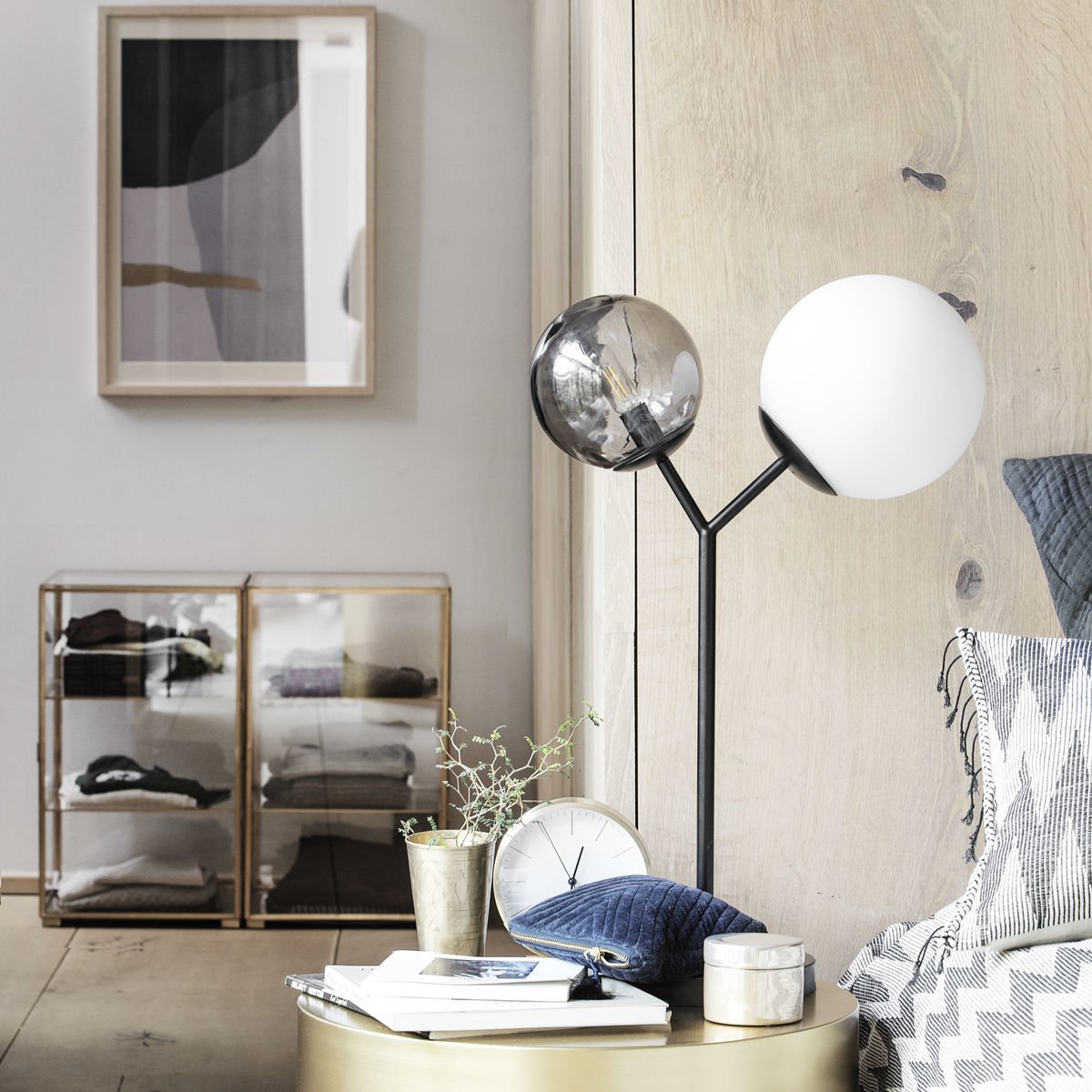 Lampe de table en verre noire Twice - House Doctor - The Cool Republic