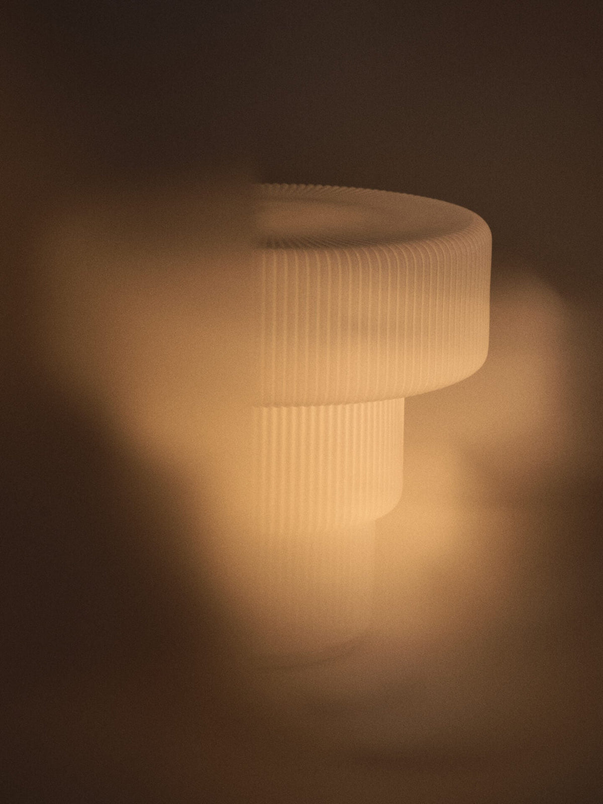 Table lamp in white blown glass and chrome-plated steel 28 x 28 cm Ripple - Ferm Living - The Cool Republic