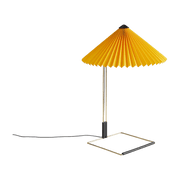 Lampe de table jaune et laiton Matin - HAY - The Cool Republic