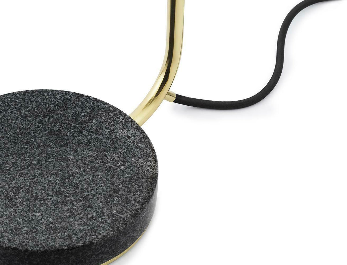 Lampe de table laiton 45 cm Grant - Normann Copenhagen - The Cool Republic